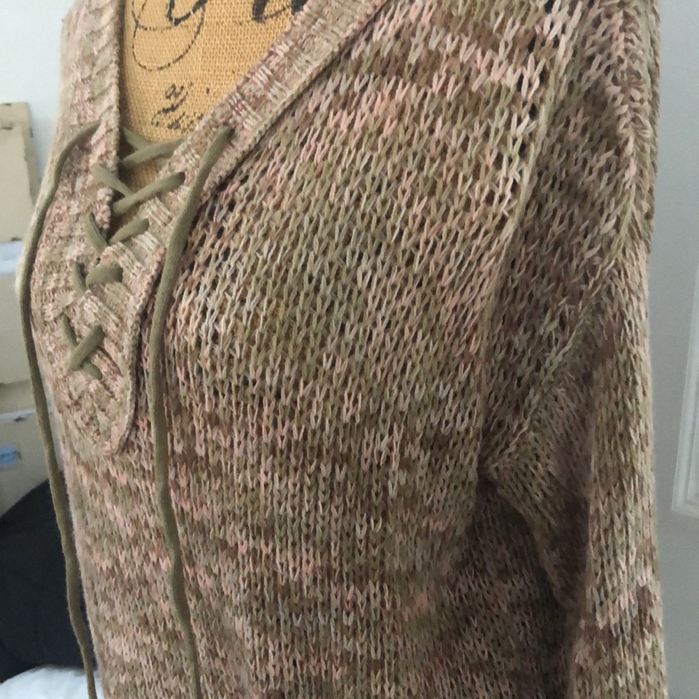 Beautiful Multicolor Sweater - image 3